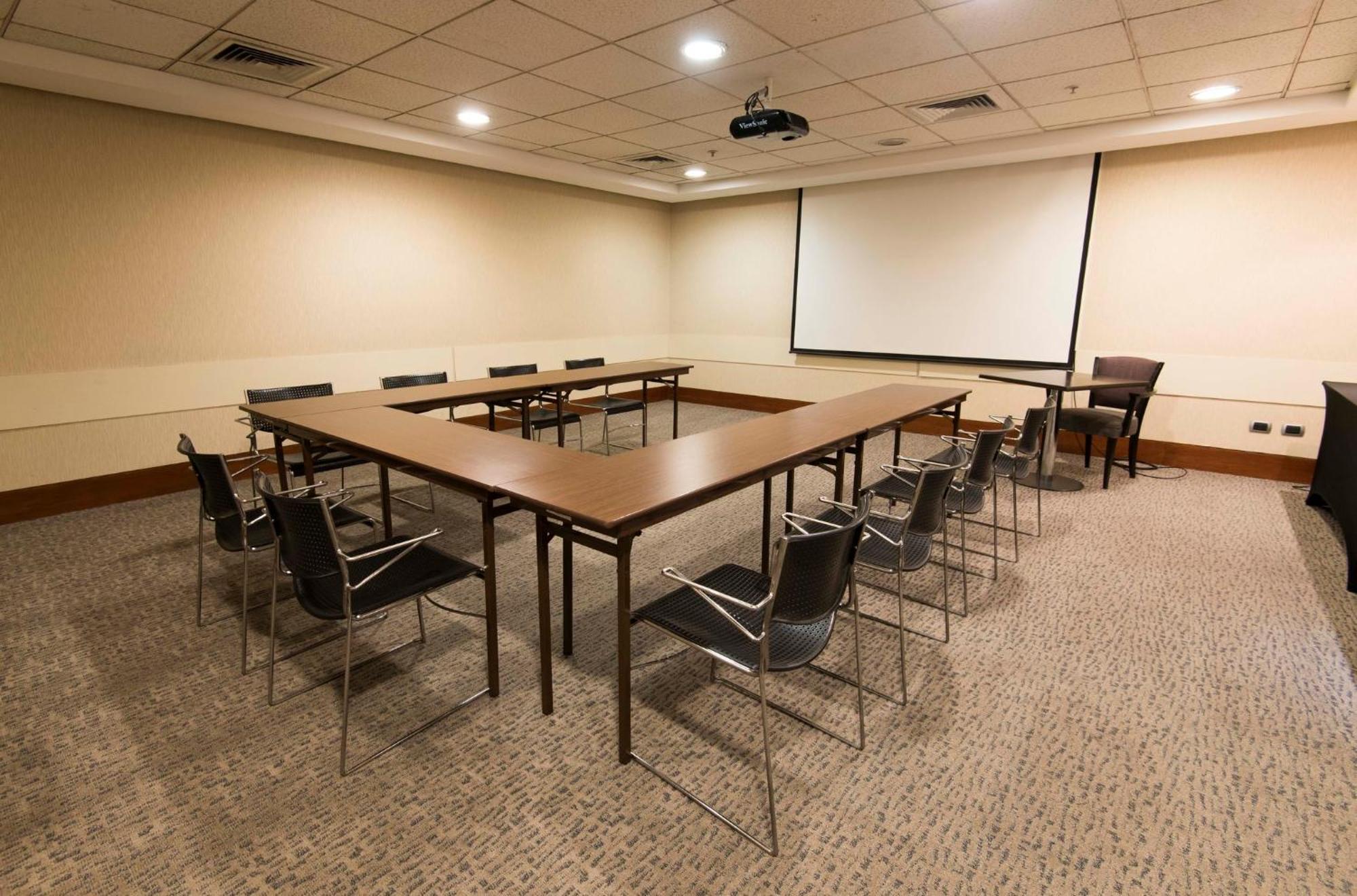 Holiday Inn Express Santiago Las Condes By Ihg Dış mekan fotoğraf