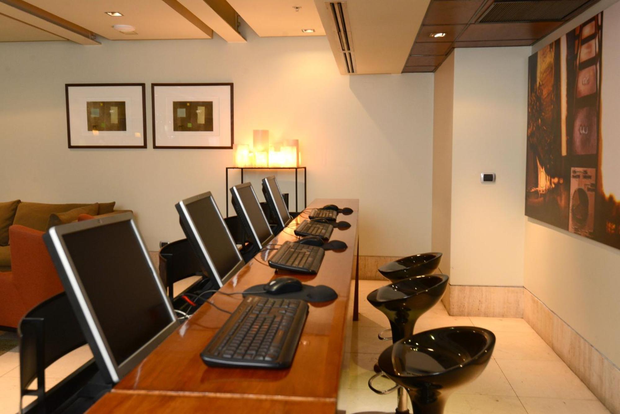 Holiday Inn Express Santiago Las Condes By Ihg Dış mekan fotoğraf